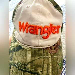 Wrangler hat - like new!